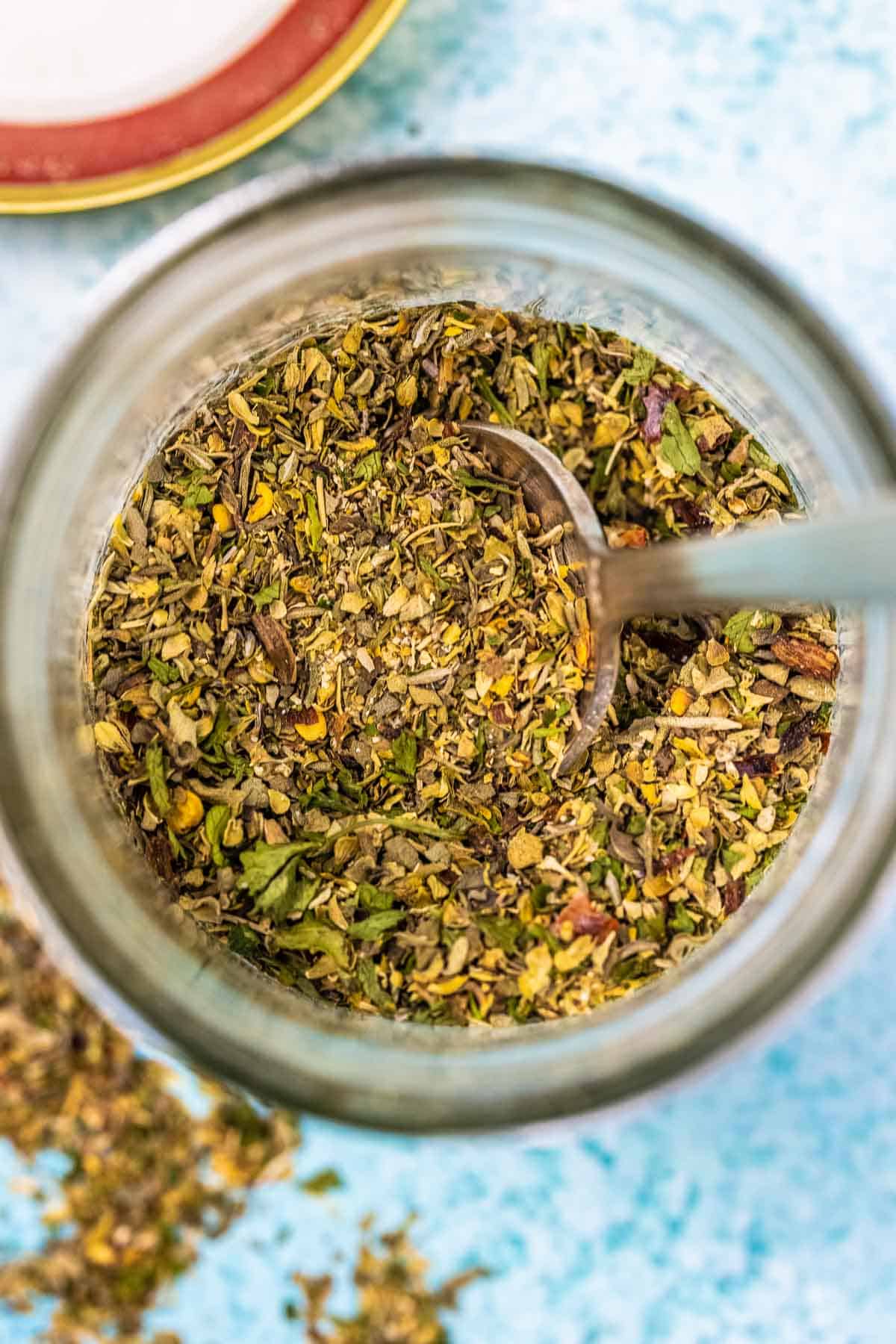 Homemade Italian Seasoning in 5 Minutes: Fresh Herbs & Versatile Uses